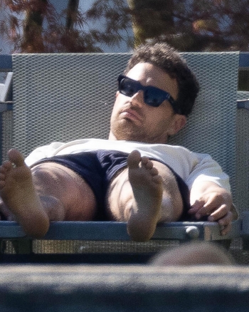 Theo James