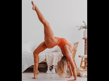 alt="Ilana Collins"