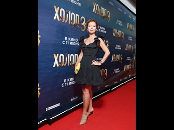  alt="Yelena Zakharova"