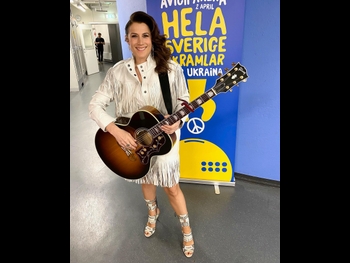  alt="Jill Johnson"