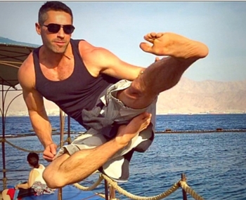 Scott Adkins