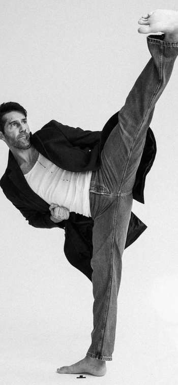 Scott Adkins