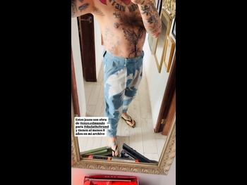  alt="Johnny Carmona"