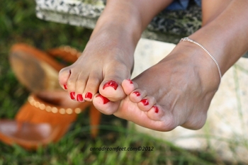 Anna Dreamfeet