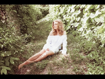 alt="Yana Glushchenko"