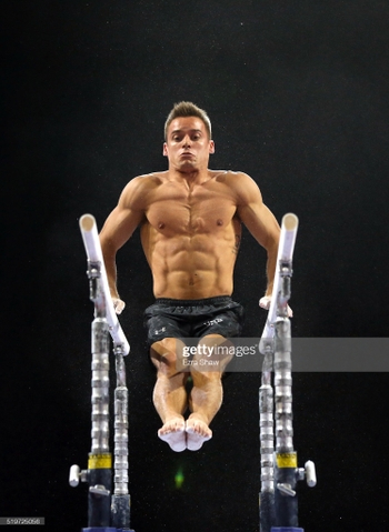 Sam Mikulak