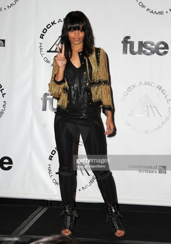 Fefe Dobson