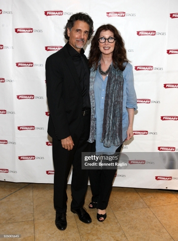 Joanna Gleason