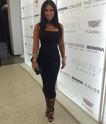 LeeAnne Locken