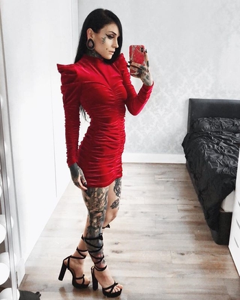 Monami Frost