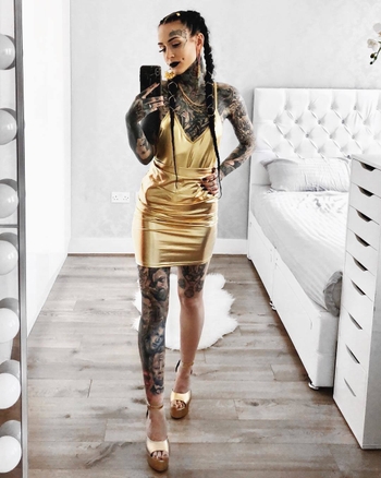 Monami Frost