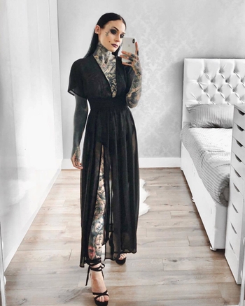 Monami Frost