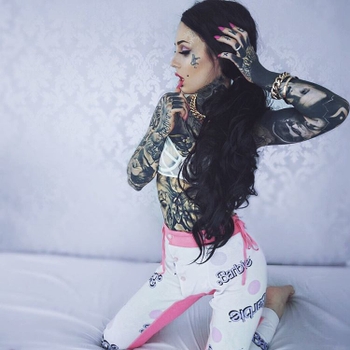 Monami Frost