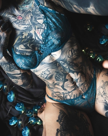 Monami Frost