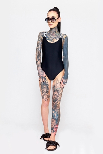 Monami Frost