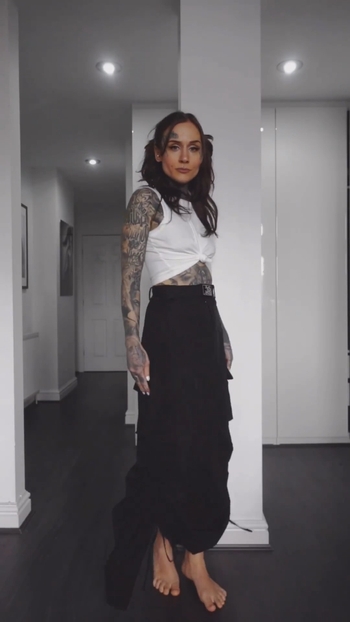 Monami Frost