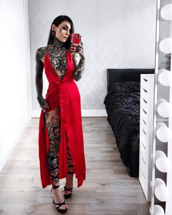 Monami Frost