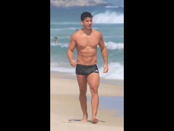  alt="Ricky Tavares"