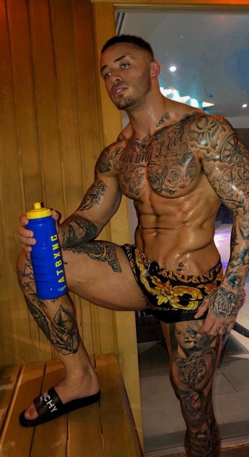 Ashley Cain