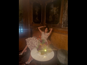  alt="Alexa Chung"