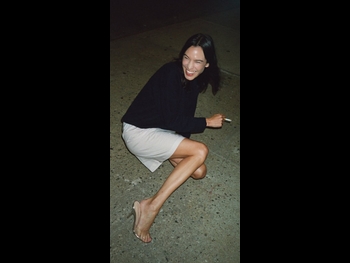  alt="Alexa Chung"