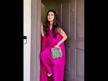  alt="Sadia Ghaffar"