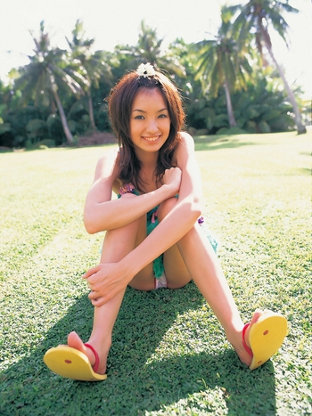 Akina Minami