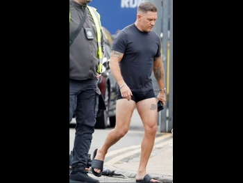  alt="Tom Hardy"