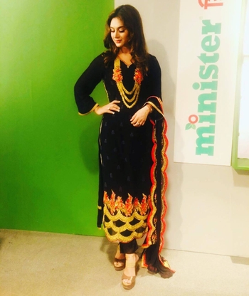 Raha Tanha Khan