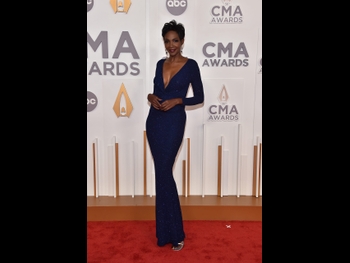  alt="Roshumba Williams"