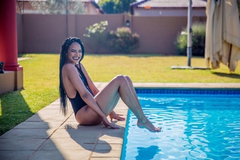 Liesl Laurie