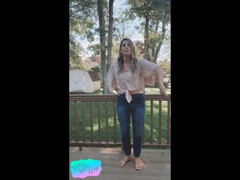  alt="Clare Dill"