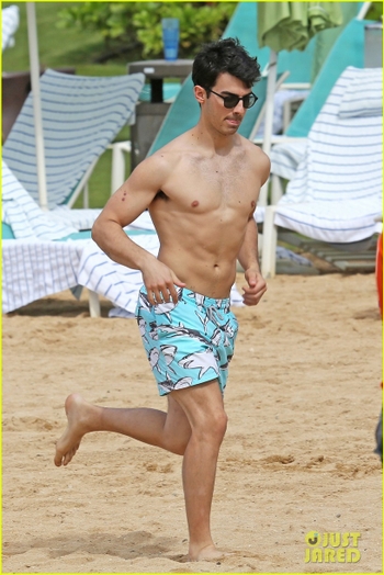 Joe Jonas