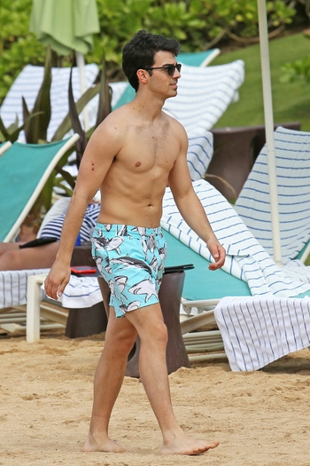 Joe Jonas