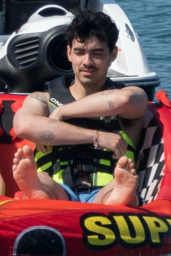 Joe Jonas