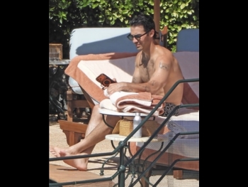  alt="Joe Jonas"