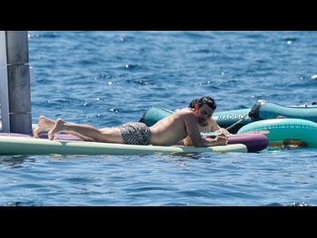  alt="Joe Jonas"