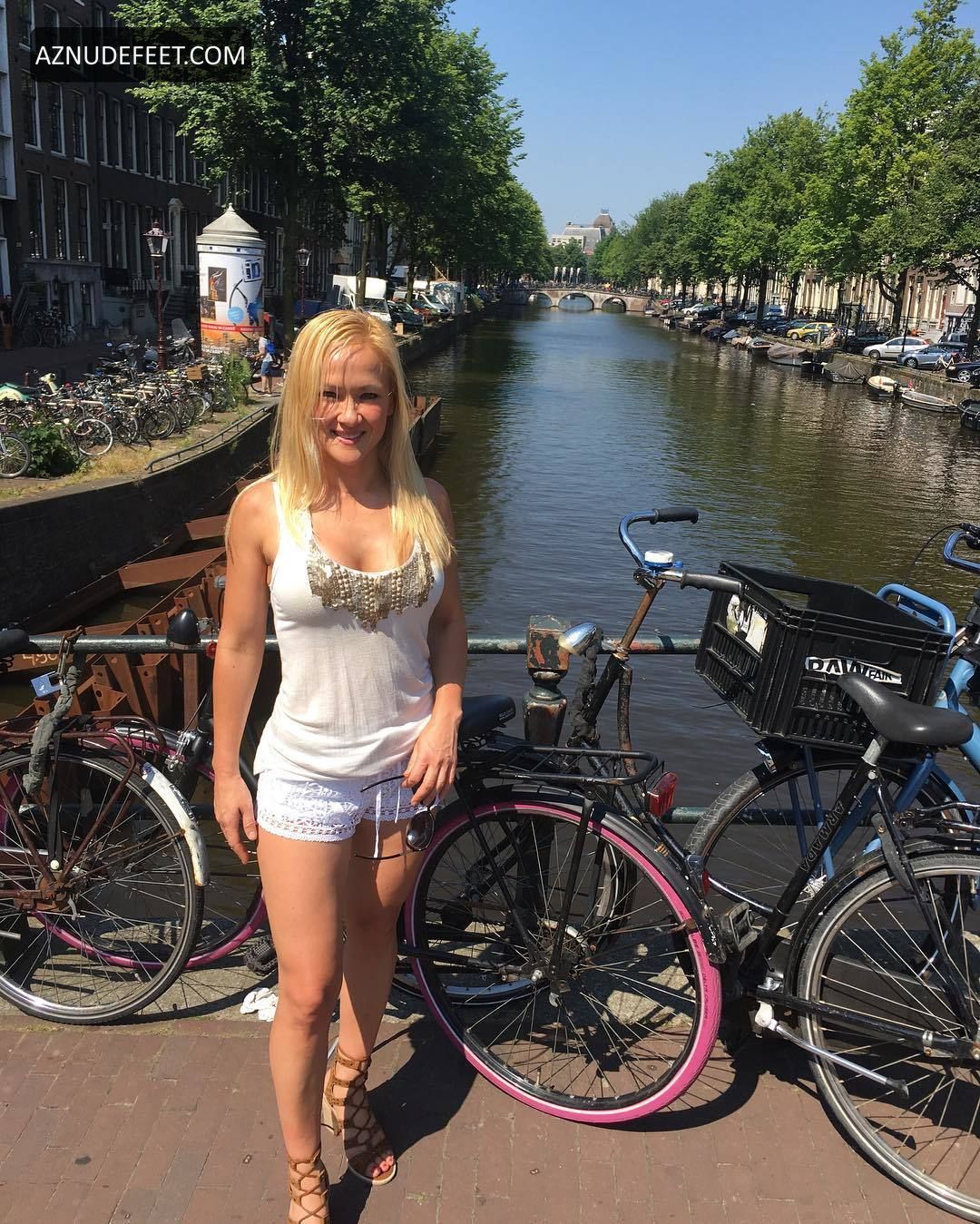HEIDI LIDDELL Feet AZNudeFeet HEIDI LIDDELL Feet AZNudeFeet