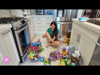  alt="Melissa Maker"