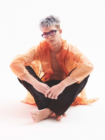 Gus Dapperton