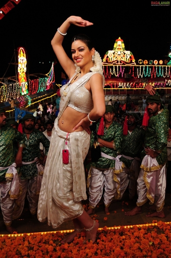 Maryam Zakaria