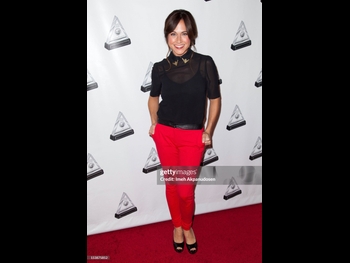  alt="Nikki Deloach"