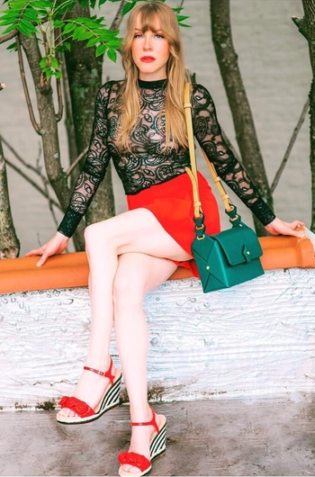 Emma Myles