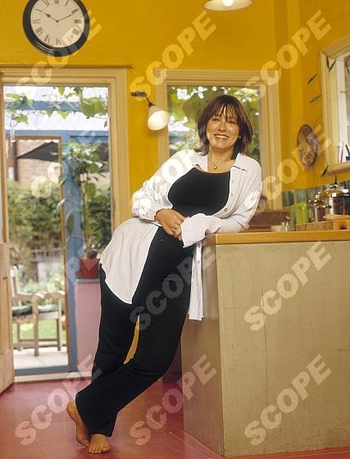 Arabella Weir