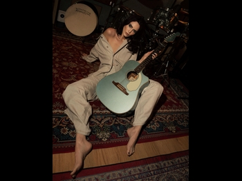  alt="Catherine Poulain"