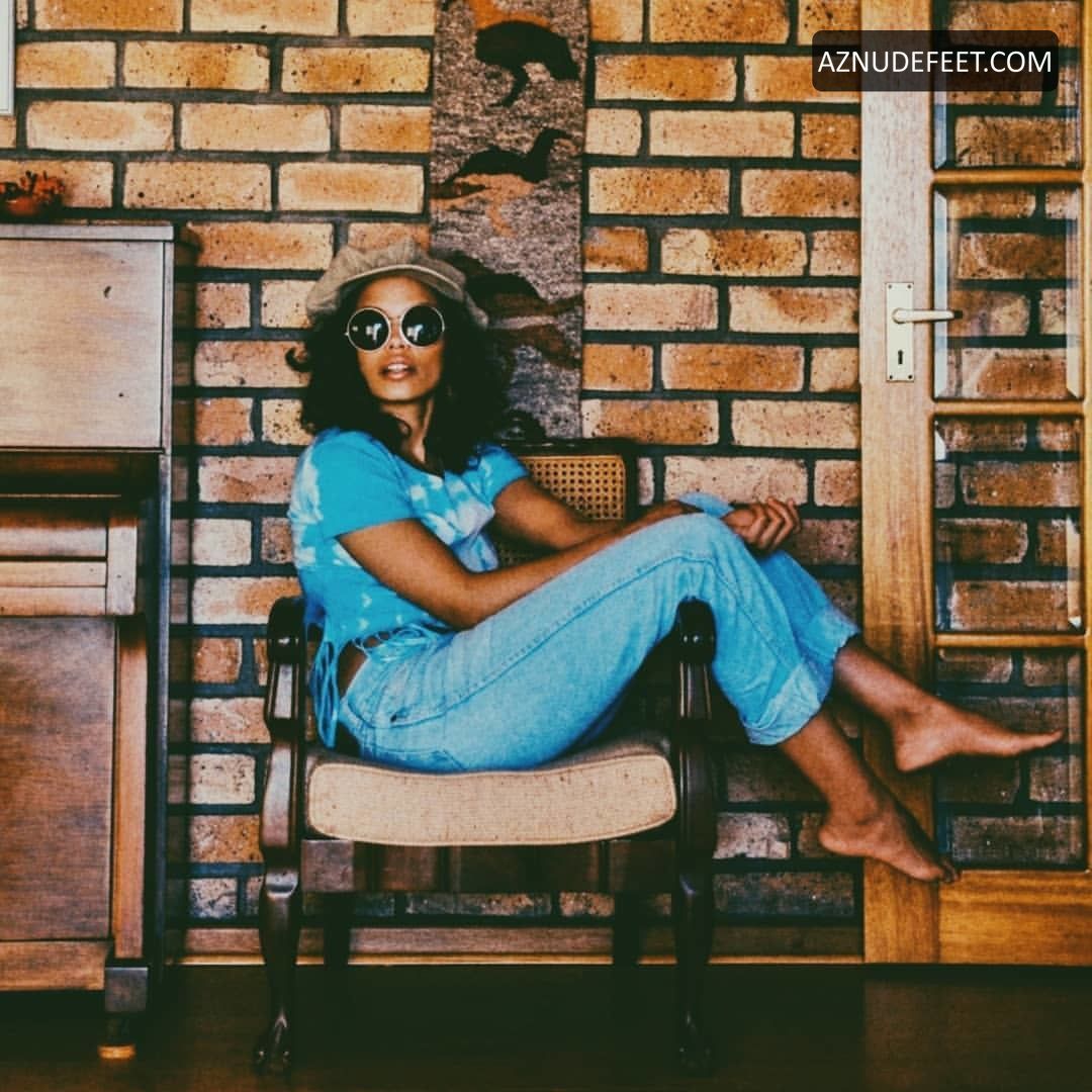 NICOLE FORTUIN Feet - AZNudeFeet