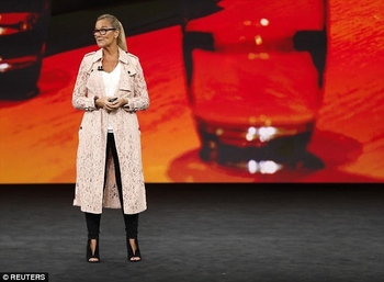 Angela Ahrendts