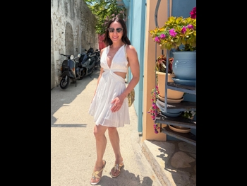  alt="Laura Posada"