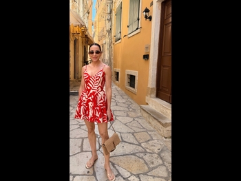  alt="Laura Posada"