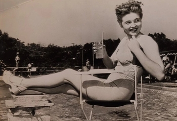 Joan Leslie